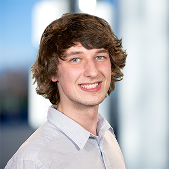 Andre Jennrich - Audio-visual media designer/public vision GmbH - public vision | Video- & Medienproduktion | Corporate Publishing | Düsseldorf