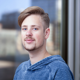 Julien Prause - Cameraman/public vision GmbH - public vision | Video- & Medienproduktion | Corporate Publishing | Düsseldorf